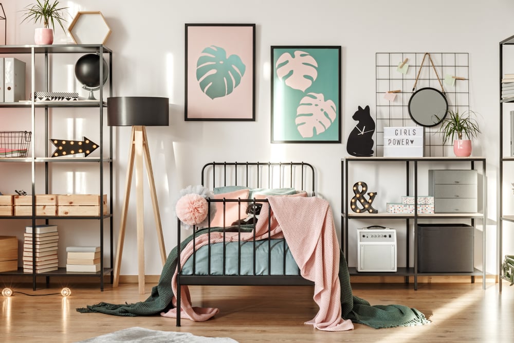 Como deixar um quarto pequeno completo