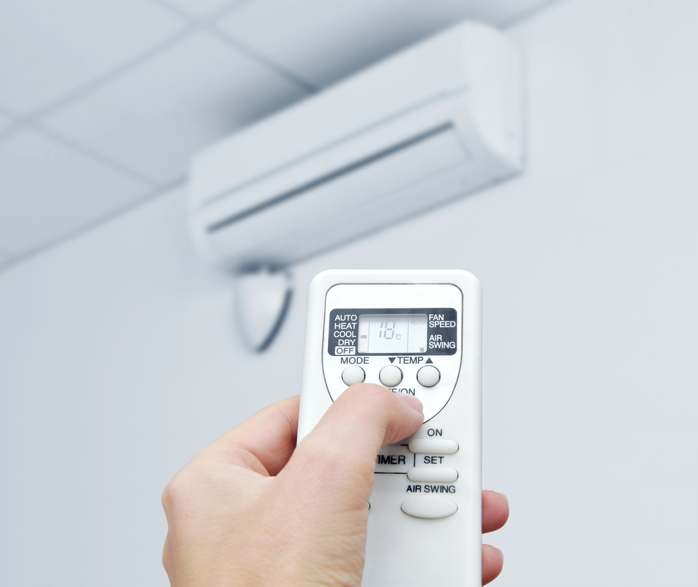 Como economizar energia com ar-condicionado ligado?