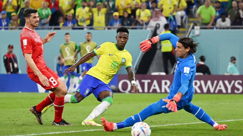 Gol anulado na partida do Brasil contra a Suiça pela Copa do Mundo