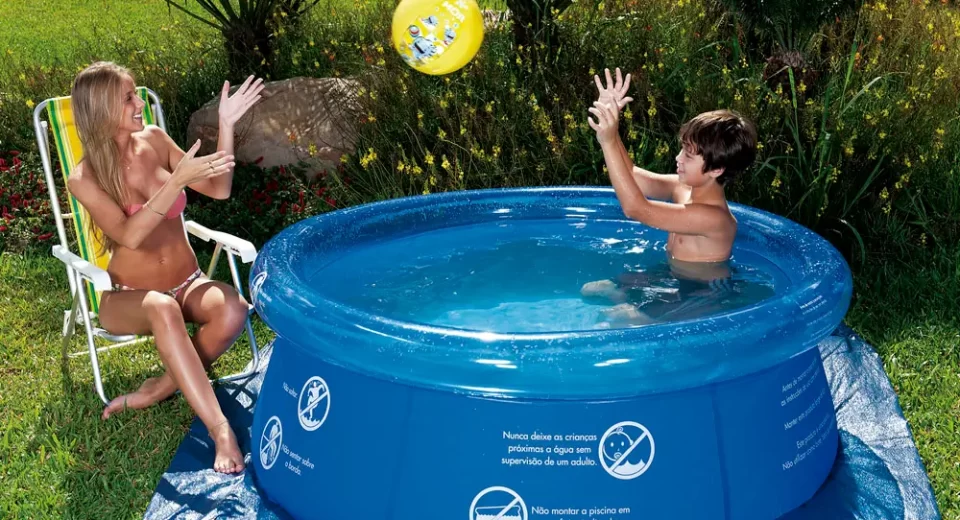 Como escolher a melhor piscina inflável para seus filhos