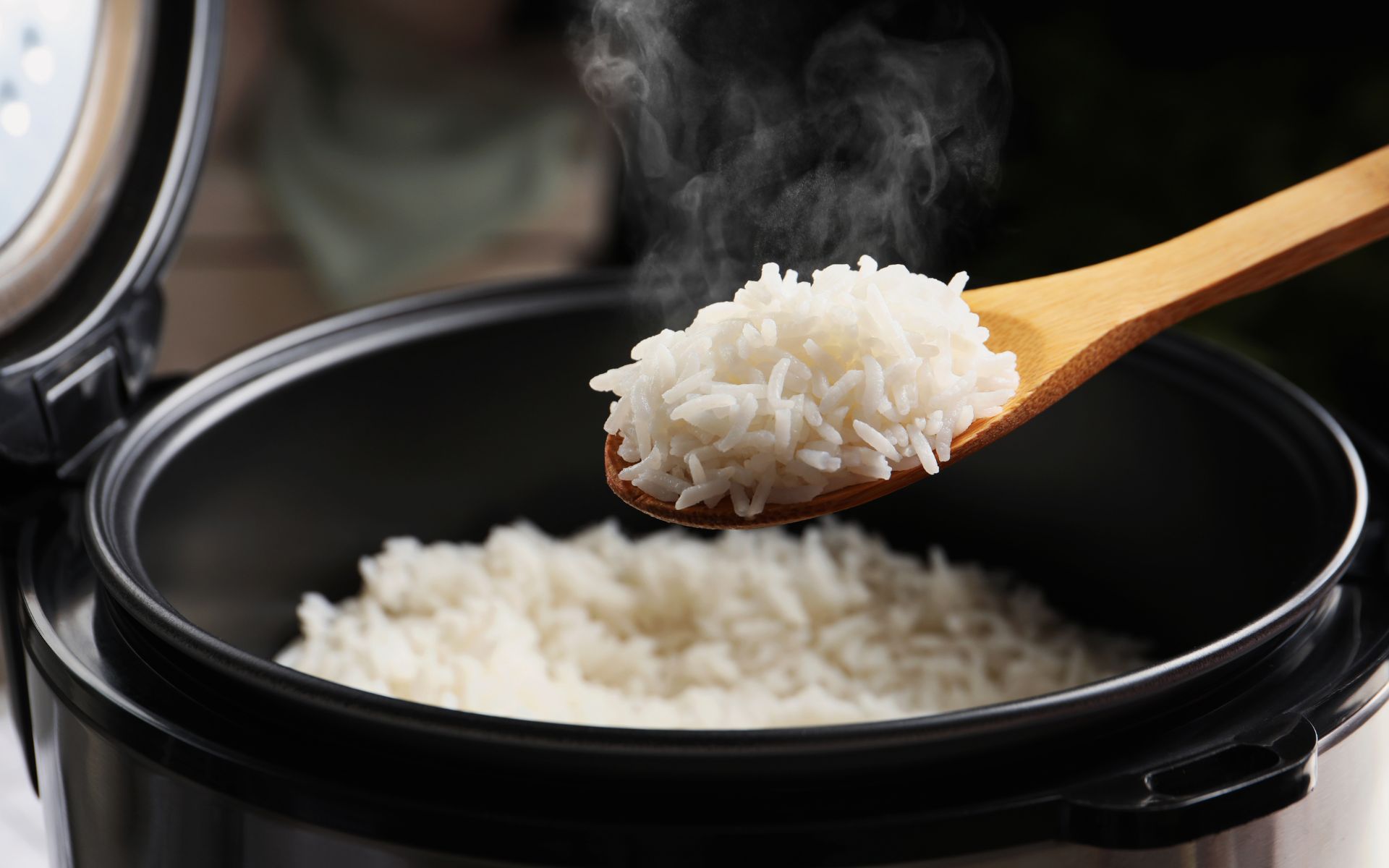 Panela elétrica de arroz pequena