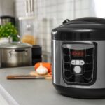 cozinhando o que dá para fazer na panela de arroz elétrica